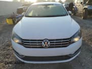✅ 2014 Volkswagen Passat SEL Premium • VIN: 1VWCT7A30EC006308 • Lot: 68648595. Wystawiony na Copart z przebiegiem 100 077 mil. Bezpłatny archiwum sprzedaży aukcyjnych z USA i szczegółowy raport historii pojazdu na DreamBid. Zdjęcie 5.