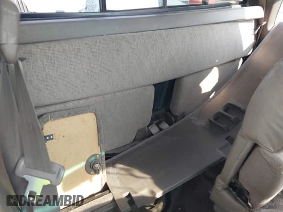 ✅ 1999 Toyota Tacoma • VIN: 4TAWN72N9XZ545127 • Lot: 43714609. Listed on IAAI with Not provided. Free auction sales archive from the USA and detailed vehicle history report at DreamBid. Image 8.