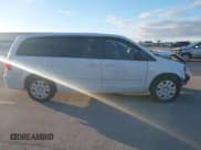 ✅ 2015 Dodge Grand Caravan SE • VIN: 2C4RDGBG7FR512626 • Lot: 43504824. Wystawiony na IAAI z przebiegiem 157 725 mil. Bezpłatny archiwum sprzedaży aukcyjnych z USA i szczegółowy raport historii pojazdu na DreamBid. Zdjęcie 13.