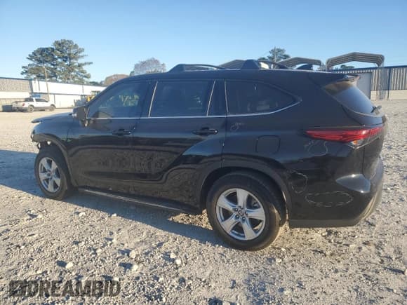 ✅ 2020 Toyota Highlander LE • VIN: 5TDZZRAH3LS022243 • Lot: 90332955. Wystawiony na Copart z przebiegiem 50 085 mil. Bezpłatny archiwum sprzedaży aukcyjnych z USA i szczegółowy raport historii pojazdu na DreamBid. Zdjęcie 2.