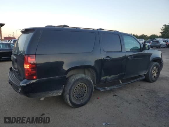 ✅ 2009 Chevrolet Suburban 2LT • VIN: 1GNFC26069R230517 • Lot: 75304014. Wystawiony na Copart z przebiegiem 360 939 mil. Bezpłatny archiwum sprzedaży aukcyjnych z USA i szczegółowy raport historii pojazdu na DreamBid. Zdjęcie 3.