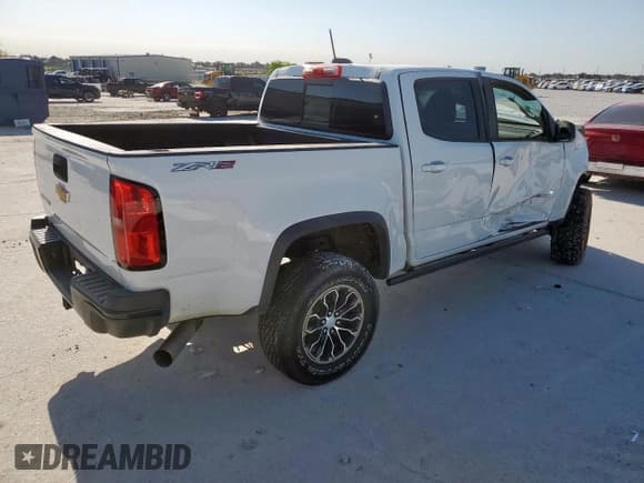 ✅ 2018 Chevrolet Colorado 4WD ZR2 • VIN: 1GCPTEE13J1236917 • Lot: 52980195. Listed on Copart with 137,291 mi. Free auction sales archive from the USA and detailed vehicle history report at DreamBid. Image 3.