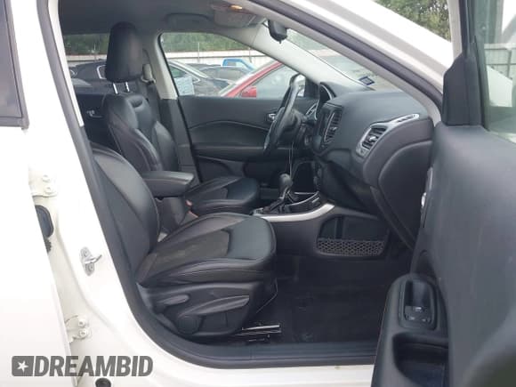 ✅ 2019 Jeep Compass Latitude • VIN: 3C4NJCBB4KT616437 • Лот: 42049491. Опубликован ранее на IAAI с пробегом 42 495 миль. Бесплатный доступ к архиву аукционных продаж из США и подробный отчёт об истории автомобиля на DreamBid. Изображение 5.