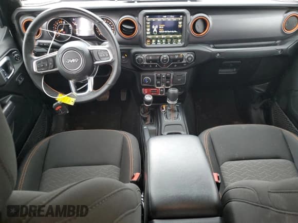 ✅ 2023 Jeep Gladiator Mojave • VIN: 1C6JJTEG0PL568435 • Lot: 55393425. Listed on Copart with 8,310 mi. Free auction sales archive from the USA and detailed vehicle history report at DreamBid. Image 8.