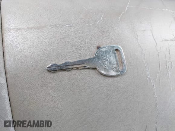 ✅ 1999 Oldsmobile Intrigue GLS • VIN: 1G3WX52H6XF321750 • Lot: 41505500. Wystawiony na IAAI z przebiegiem 180 036 mil. Bezpłatny archiwum sprzedaży aukcyjnych z USA i szczegółowy raport historii pojazdu na DreamBid. Zdjęcie 11.