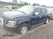 ✅ 2007 Chevrolet Avalanche LTZ • VIN: 3GNFK12397G122905 • Лот: 42762508. Опубликован ранее на IAAI с пробегом Не указан. Бесплатный доступ к архиву аукционных продаж из США и подробный отчёт об истории автомобиля на DreamBid. Изображение 2.