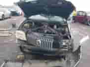 2006 Mercury Mariner Luxury with VIN 4M2YU57196KJ01063, listed as a IAAI auction lot 42907986 with Not provided miles and . Bid and sale history available at DreamBid. Image 10.