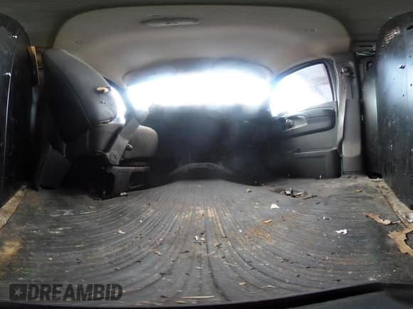 ✅ 2014 Chevrolet Express Cargo • VIN: 1GCWGFCA4E1208087 • Lot: 43831417. Listed on IAAI with 255,865 mi. Free auction sales archive from the USA and detailed vehicle history report at DreamBid. Image 18.