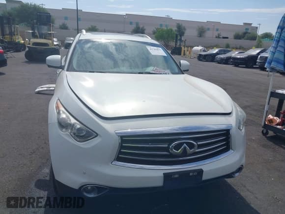 ✅ 2015 Infiniti QX70 • VIN: JN8CS1MU9FM381282 • Lot: 42783875. Wystawiony na IAAI z przebiegiem 154 178 mil. Bezpłatny archiwum sprzedaży aukcyjnych z USA i szczegółowy raport historii pojazdu na DreamBid. Zdjęcie 13.