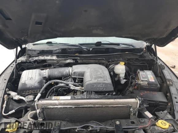 ✅ 2015 Ram 1500 Tradesman • VIN: 3C6JR6AG3FG517393 • Лот: 82751494. Опубликован ранее на Copart с пробегом 105 215 миль. Бесплатный доступ к архиву аукционных продаж из США и подробный отчёт об истории автомобиля на DreamBid. Изображение 11.