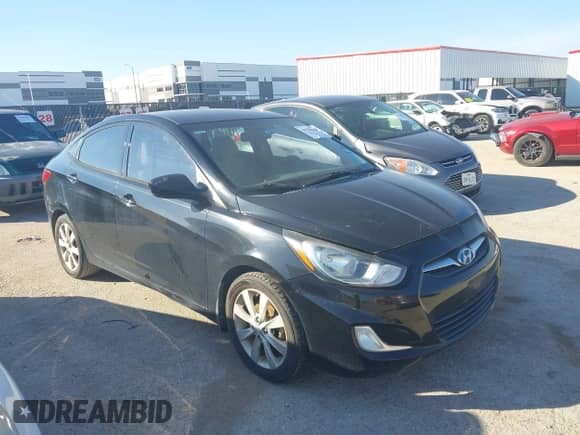 2013 Hyundai Accent GLS with VIN KMHCU4AE6DU458784, listed as a IAAI auction lot 43589038 with 110,190 mi miles and . Bid and sale history available at DreamBid. Image 1.