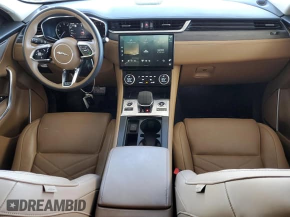 ✅ 2023 Jaguar F-Pace S • VIN: SADCJ2EX1PA709900 • Lot: 87285235. Wystawiony na Copart z przebiegiem 28 094 mil. Bezpłatny archiwum sprzedaży aukcyjnych z USA i szczegółowy raport historii pojazdu na DreamBid. Zdjęcie 8.