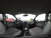 ✅ 2006 Saturn VUE • VIN: 5GZCZ53416S826981 • Lot: 42359831. Wystawiony na IAAI z przebiegiem 168 457 mil. Bezpłatny archiwum sprzedaży aukcyjnych z USA i szczegółowy raport historii pojazdu na DreamBid. Zdjęcie 18.