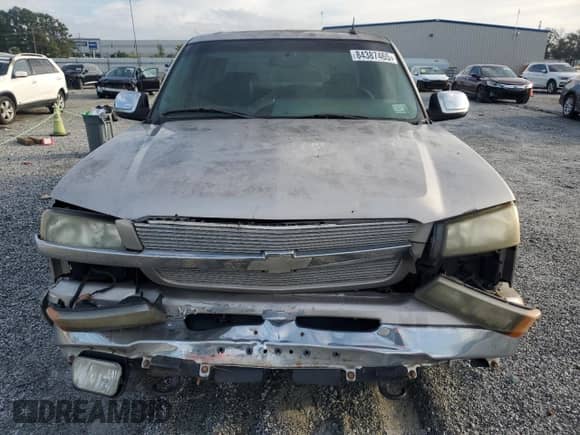 ✅ 2004 Chevrolet Silverado 1500 LS • VIN: 2GCEC13TX41405446 • Лот: 84387465. Опубликован ранее на Copart с пробегом 150 655 миль. Бесплатный доступ к архиву аукционных продаж из США и подробный отчёт об истории автомобиля на DreamBid. Изображение 5.