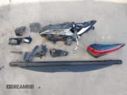 ✅ 2023 Toyota Highlander Hybrid Platinum • VIN: 5TDFARAH8PS521359 • Lot: 41805131. Wystawiony na IAAI z przebiegiem 24 598 mil. Bezpłatny archiwum sprzedaży aukcyjnych z USA i szczegółowy raport historii pojazdu na DreamBid. Zdjęcie 12.