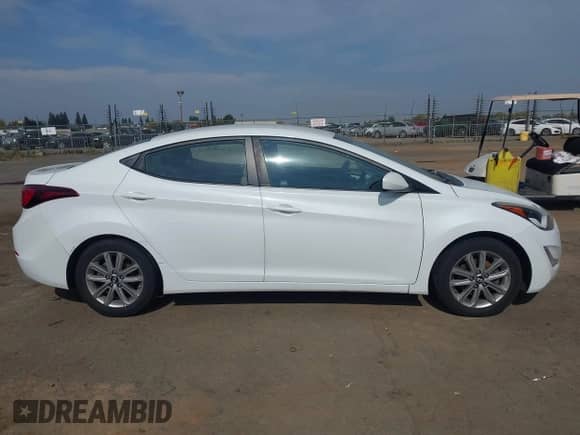 2016 Hyundai Elantra SE с VIN 5NPDH4AE2GH757796, выставлен на аукционе IAAI как лот 43547207 с пробегом 162 632 миль миль и . История ставок и продаж доступна на DreamBid. Изображение 13.