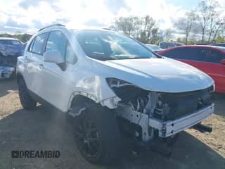 ✅ 2021 Chevrolet Trax LT • VIN: KL7CJPSB2MB349279 • Lot: 43383937. Listed on IAAI with 40,042 mi. Free auction sales archive from the USA and detailed vehicle history report at DreamBid. Image 1.