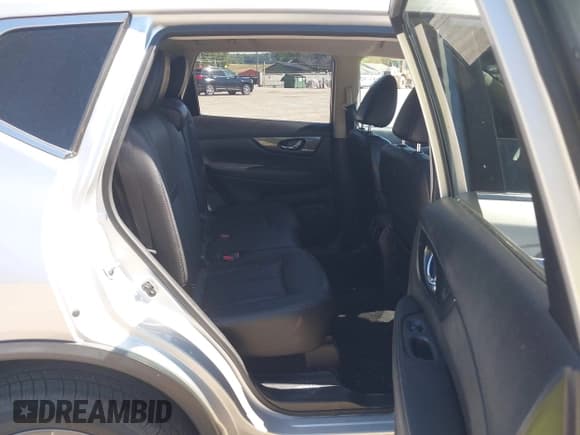 ✅ 2016 Nissan Rogue S • VIN: JN8AT2MV8GW146140 • Lot: 43120420. Listed on IAAI with 188,355 mi. Free auction sales archive from the USA and detailed vehicle history report at DreamBid. Image 8.