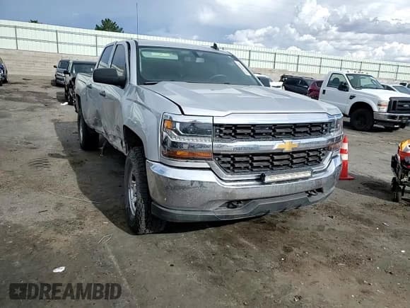 ✅ 2017 Chevrolet Silverado 1500 LS • VIN: 3GCUKNEC4HG180828 • Лот: 65255554. Опубликован ранее на Copart с пробегом 101 478 миль. Бесплатный доступ к архиву аукционных продаж из США и подробный отчёт об истории автомобиля на DreamBid. Изображение 10.
