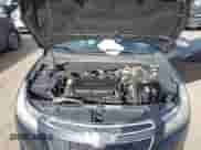 2014 Chevrolet Cruze LS z VIN 1G1PA5SG5E7213648, wystawiony jako IAAI lot #43625005 z przebiegiem 169 525 mil mil oraz . Historia ofert i sprzedaży dostępna na DreamBid. Obrazek 10.