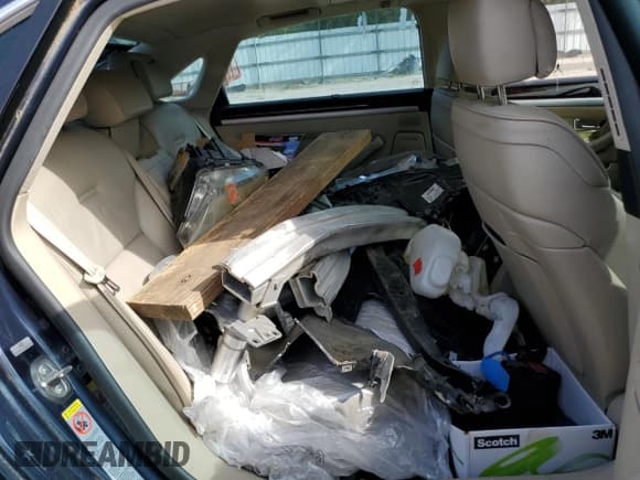 ✅ 2009 Audi A8 4.2L • VIN: WAUMV94E69N001082 • Лот: 70003814. Опубликован ранее на Copart с пробегом 88 490 миль. Бесплатный доступ к архиву аукционных продаж из США и подробный отчёт об истории автомобиля на DreamBid. Изображение 10.