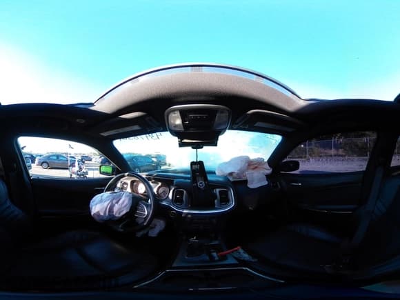 ✅ 2022 Dodge Charger SRT Hellcat Widebody • VIN: 2C3CDXL97NH121510 • Lot: 43478561. Wystawiony na IAAI z przebiegiem 42 368 mil. Bezpłatny archiwum sprzedaży aukcyjnych z USA i szczegółowy raport historii pojazdu na DreamBid. Zdjęcie 18.