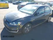 ✅ 2016 Volkswagen Golf SE • VIN: WVWKP7AU1GW916756 • Lot: 43533859. Wystawiony na IAAI z przebiegiem 66 648 mil. Bezpłatny archiwum sprzedaży aukcyjnych z USA i szczegółowy raport historii pojazdu na DreamBid. Zdjęcie 2.