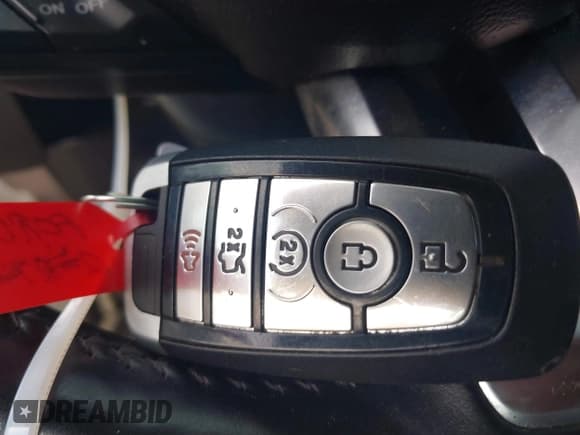 ✅ 2019 Ford Mustang GT Premium • VIN: 1FATP8FF2K5140520 • Лот: 41399442. Опубликован ранее на IAAI с пробегом 101 737 миль. Бесплатный доступ к архиву аукционных продаж из США и подробный отчёт об истории автомобиля на DreamBid. Изображение 11.