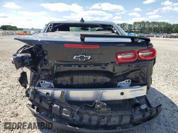 2023 Chevrolet Camaro 1LT z VIN 1G1FB1RS8P0160791, wystawiony jako Copart lot #70573935 z przebiegiem Nie podano mil oraz Szkoda całkowita • Salvage title. Historia ofert i sprzedaży dostępna na DreamBid. Obrazek 6.