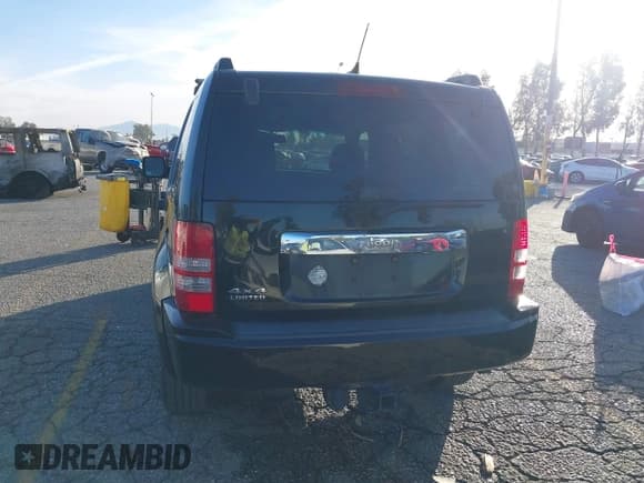 ✅ 2012 Jeep Liberty Limited • VIN: 1C4PJMCK0CW137389 • Lot: 41097546. Wystawiony na IAAI z przebiegiem 205 683 mil. Bezpłatny archiwum sprzedaży aukcyjnych z USA i szczegółowy raport historii pojazdu na DreamBid. Zdjęcie 16.