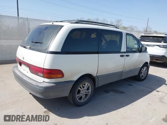 ✅ 1994 Toyota Previa LE • VIN: JT3AC12R1R1153494 • Lot: 41861614. Listed on IAAI with 219,998 mi. Free auction sales archive from the USA and detailed vehicle history report at DreamBid. Image 4.