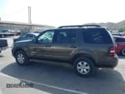 ✅ 2008 Ford Explorer XLT • VIN: 1FMEU73E98UA62801 • Lot: 42096409. Wystawiony na IAAI z przebiegiem 156 209 mil. Bezpłatny archiwum sprzedaży aukcyjnych z USA i szczegółowy raport historii pojazdu na DreamBid. Zdjęcie 14.