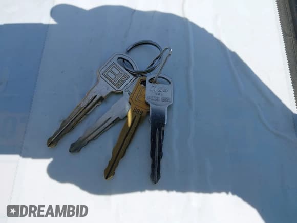 ✅ 1997 Chevrolet Chevy Van • VIN: 1GCHG35J0V1094111 • Лот: 42496560. Опубликован ранее на IAAI с пробегом 164 894 миль. Бесплатный доступ к архиву аукционных продаж из США и подробный отчёт об истории автомобиля на DreamBid. Изображение 11.