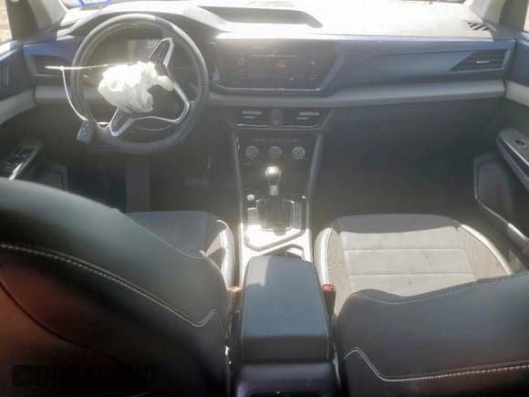 ✅ 2023 Volkswagen Taos SE • VIN: 3VVSX7B26PM333677 • Лот: 81408075. Опубликован ранее на Copart с пробегом 45 027 миль. Бесплатный доступ к архиву аукционных продаж из США и подробный отчёт об истории автомобиля на DreamBid. Изображение 8.