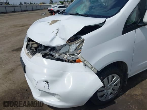 ✅ 2017 Nissan NV200 SV • VIN: 3N6CM0KN8HK718844 • Lot: 42052284. Listed on IAAI with 70,122 mi. Free auction sales archive from the USA and detailed vehicle history report at DreamBid. Image 17.