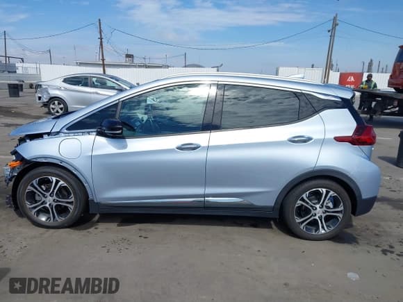 ✅ 2018 Chevrolet Bolt EV Premier • VIN: 1G1FX6S08J4113641 • Лот: 41681041. Опубликован ранее на IAAI с пробегом 81 390 миль. Бесплатный доступ к архиву аукционных продаж из США и подробный отчёт об истории автомобиля на DreamBid. Изображение 15.