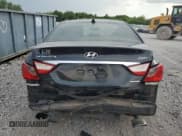 ✅ 2013 Hyundai Sonata SE • VIN: 5NPEC4AB2DH581031 • Lot: 62255394. Listed on Copart with 284,414 mi. Free auction sales archive from the USA and detailed vehicle history report at DreamBid. Image 6.