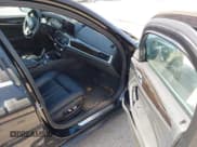 ✅ 2019 BMW 5 Series 530i xDrive • VIN: WBAJA7C55KWW08711 • Lot: 42043609. Listed on IAAI with 100,383 mi. Free auction sales archive from the USA and detailed vehicle history report at DreamBid. Image 5.