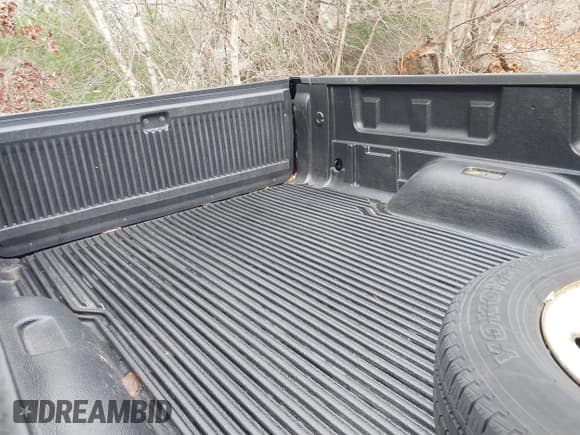 ✅ 2008 Chevrolet Silverado 1500 Work Truck • VIN: 1GCEC14X48Z328085 • Lot: 43686903. Listed on IAAI with 80,441 mi. Free auction sales archive from the USA and detailed vehicle history report at DreamBid. Image 8.