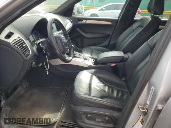 ✅ 2010 Audi Q5 Premium Plus • VIN: WA1MKAFP0AA037450 • Lot: 90058875. Listed on Copart with 267,909 mi. Free auction sales archive from the USA and detailed vehicle history report at DreamBid. Image 7.