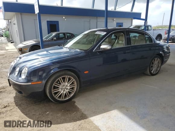✅ 2008 Jaguar S-Type 3 • VIN: SAJWA01A58FN83352 • Lot: 64596405. Listed on Copart with 121,827 mi. Free auction sales archive from the USA and detailed vehicle history report at DreamBid. Image 1.