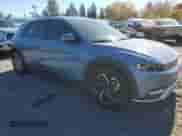 2022 Hyundai Ioniq 5 SE z VIN KM8KMDAF5NU100047, wystawiony jako Copart lot #77913994 z przebiegiem 29 751 mil mil oraz Szkoda całkowita • Salvage title. Historia ofert i sprzedaży dostępna na DreamBid. Obrazek 4.