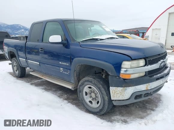 ✅ 2001 Chevrolet Silverado 2500HD LS • VIN: 1GCHK29G71E199447 • Lot: 41465756. Wystawiony na IAAI z przebiegiem 263 058 mil. Bezpłatny archiwum sprzedaży aukcyjnych z USA i szczegółowy raport historii pojazdu na DreamBid. Zdjęcie 1.