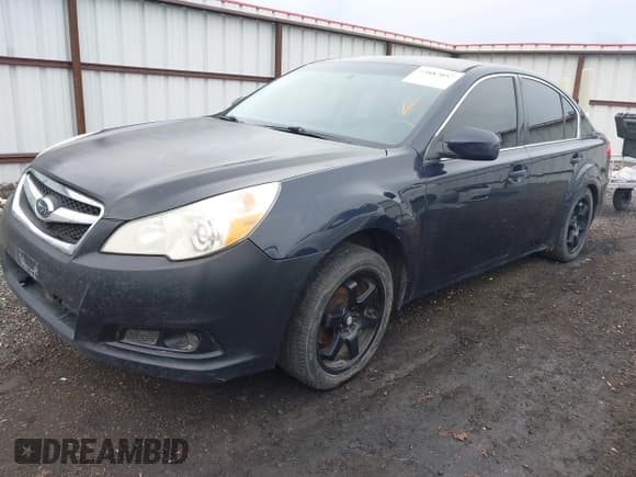 ✅ 2012 Subaru Legacy Limited • VIN: 4S3BMBK64C3029997 • Lot: 43887057. Wystawiony na IAAI z przebiegiem 230 719 mil. Bezpłatny archiwum sprzedaży aukcyjnych z USA i szczegółowy raport historii pojazdu na DreamBid. Zdjęcie 2.