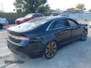 ✅ 2017 Lincoln MKZ Reserve • VIN: 3LN6L5FC1HR666551 • Lot: 43382389. Wystawiony na IAAI z przebiegiem 133 627 mil. Bezpłatny archiwum sprzedaży aukcyjnych z USA i szczegółowy raport historii pojazdu na DreamBid. Zdjęcie 4.