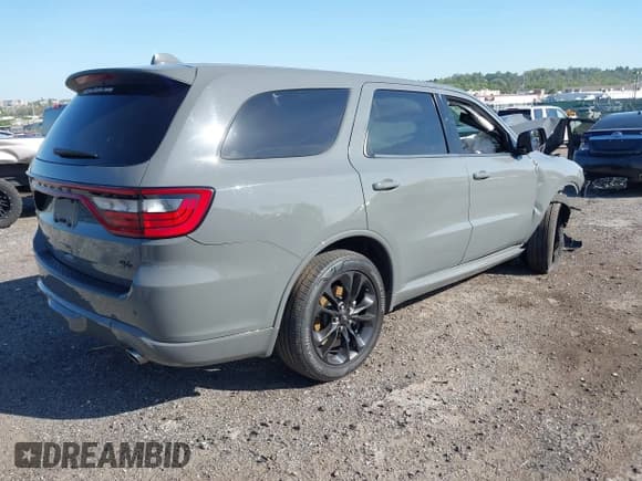 ✅ 2022 Dodge Durango R/T • VIN: 1C4SDHCT9NC217926 • Lot: 42145879. Wystawiony na IAAI z przebiegiem Nie podano. Bezpłatny archiwum sprzedaży aukcyjnych z USA i szczegółowy raport historii pojazdu na DreamBid. Zdjęcie 4.