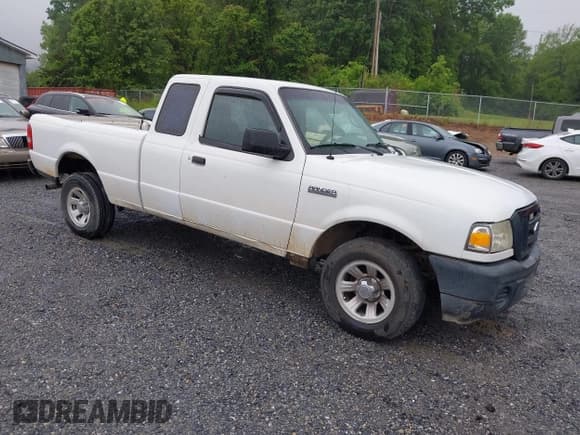 ✅ 2008 Ford Ranger XL • VIN: 1FTYR14D88PA88360 • Lot: 42247210. Wystawiony na IAAI z przebiegiem 226 157 mil. Bezpłatny archiwum sprzedaży aukcyjnych z USA i szczegółowy raport historii pojazdu na DreamBid. Zdjęcie 1.