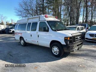 ✅ 2012 Ford Econoline Cargo Commercial • VIN: 1FTNS2EW1CDA92449 • Lot: 93848895. Wystawiony na Copart z przebiegiem 141 841 mil. Bezpłatny archiwum sprzedaży aukcyjnych z USA i szczegółowy raport historii pojazdu na DreamBid. Zdjęcie 1.