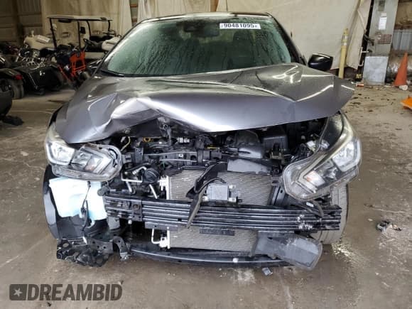 ✅ 2020 Nissan Versa S • VIN: 3N1CN8BV1LL909882 • Lot: 90481095. Listed on Copart with 33,085 mi. Free auction sales archive from the USA and detailed vehicle history report at DreamBid. Image 5.