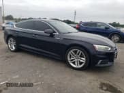 ✅ 2019 Audi A5 Sportback Premium • VIN: WAUANCF56KA063852 • Lot: 69201505. Wystawiony na Copart z przebiegiem 174 298 mil. Bezpłatny archiwum sprzedaży aukcyjnych z USA i szczegółowy raport historii pojazdu na DreamBid. Zdjęcie 4.